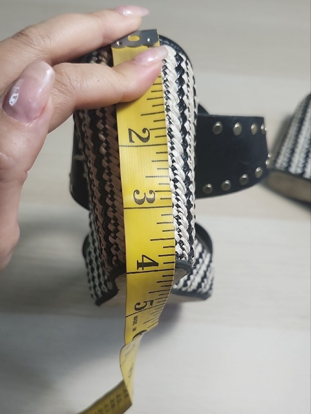 LOTTINI Made in Italy leather studded wedges sandals - Picture 13 of 14